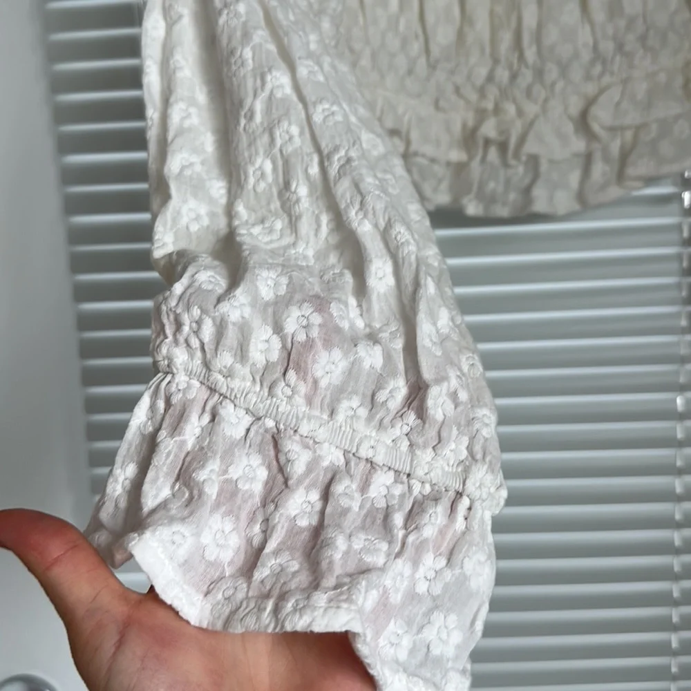 Top - Picture 5 of 11